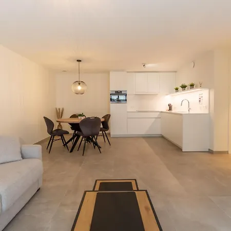 アパート C-dream I With Lateral Seaview By Interhome *