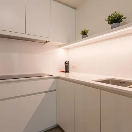 아파트 C-dream I With Lateral Seaview By Interhome *