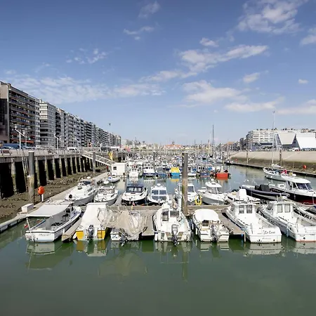 C-dream I With Lateral Seaview By Interhome アパート *